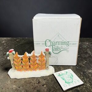 Charming Tails Dean Griff Leaf Fence Accessory Silvestri Winter Figurine New Box
